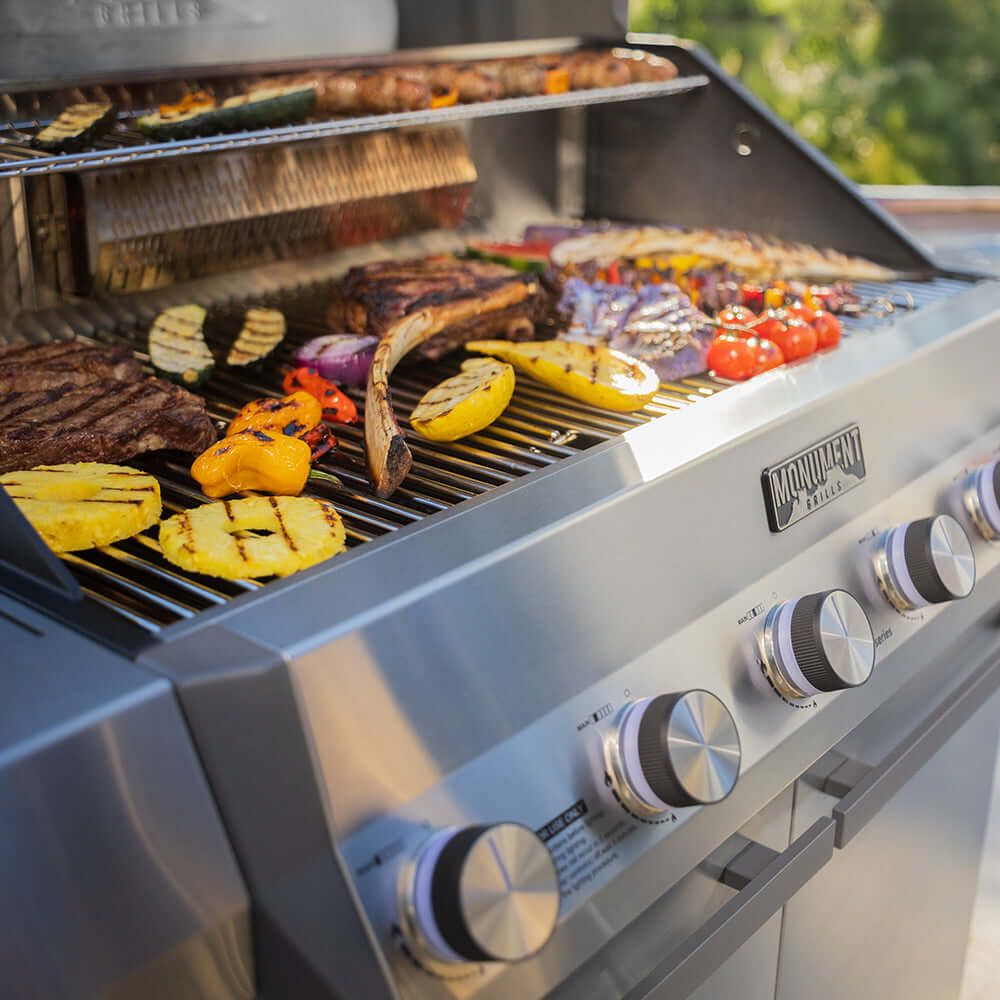 Eminence 605 | Advanced Stainless Natural/Propane Gas Grill