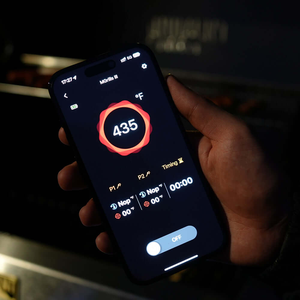 Eminence 605 | Advanced Stainless Natural/Propane Gas Grill