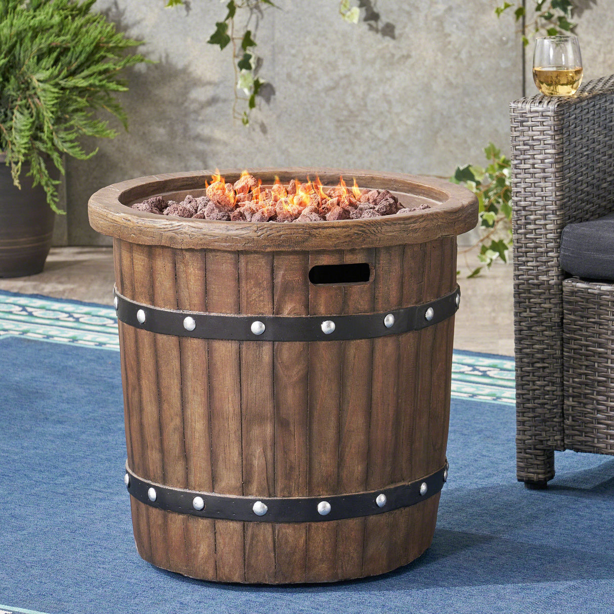 25" Round 40K BTU Liquid Propance Concrete Fire Pit (SAK88764)