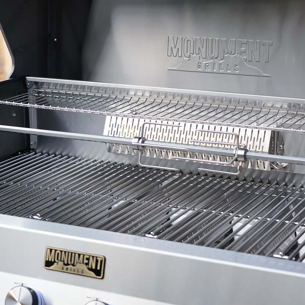 Eminence 605 | Advanced Stainless Natural/Propane Gas Grill