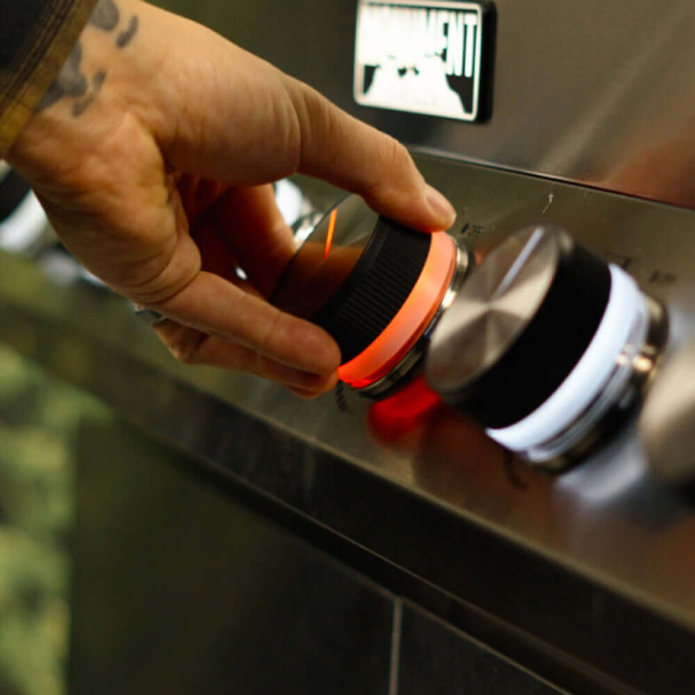 Denali 605 | Stainless Smart Tech Natural/Propane Gas Grill