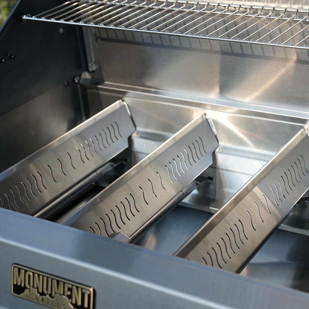 Eminence 405 |Tech Stainless Propane Gas Grill