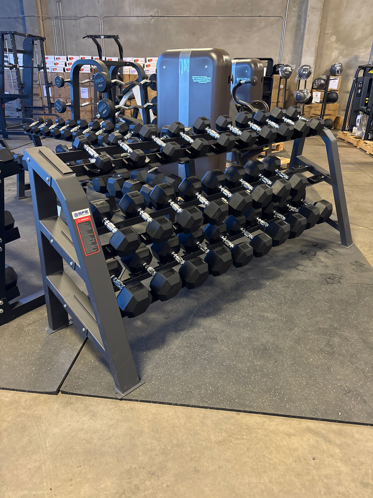 SFE Commercial 3-Tier Dumbbell Rack – Holds 15 Pairs, Heavy-Duty Steel Frame for Gym Storage
