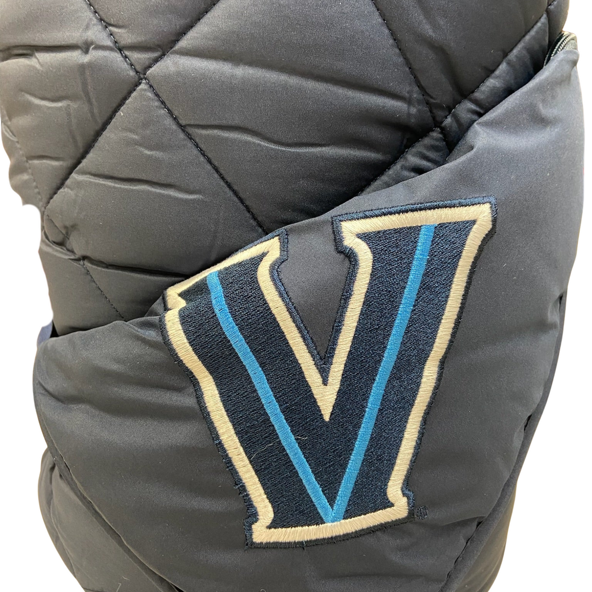 Villanova Navy Puffer Blanket
