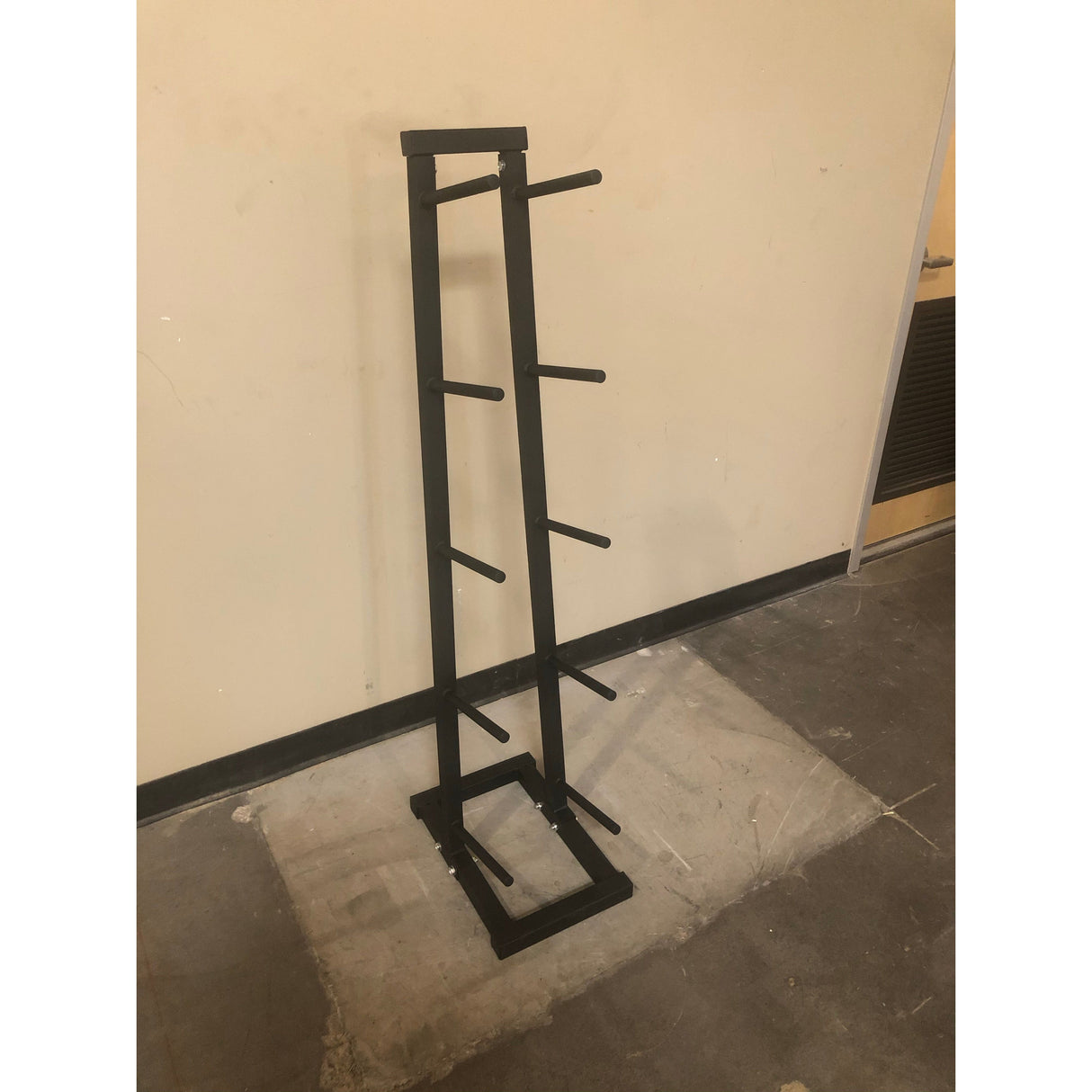 SFE 5-Ball Medicine Ball Rack – Heavy-Duty Steel Storage Stand for Home or Commercial Gym