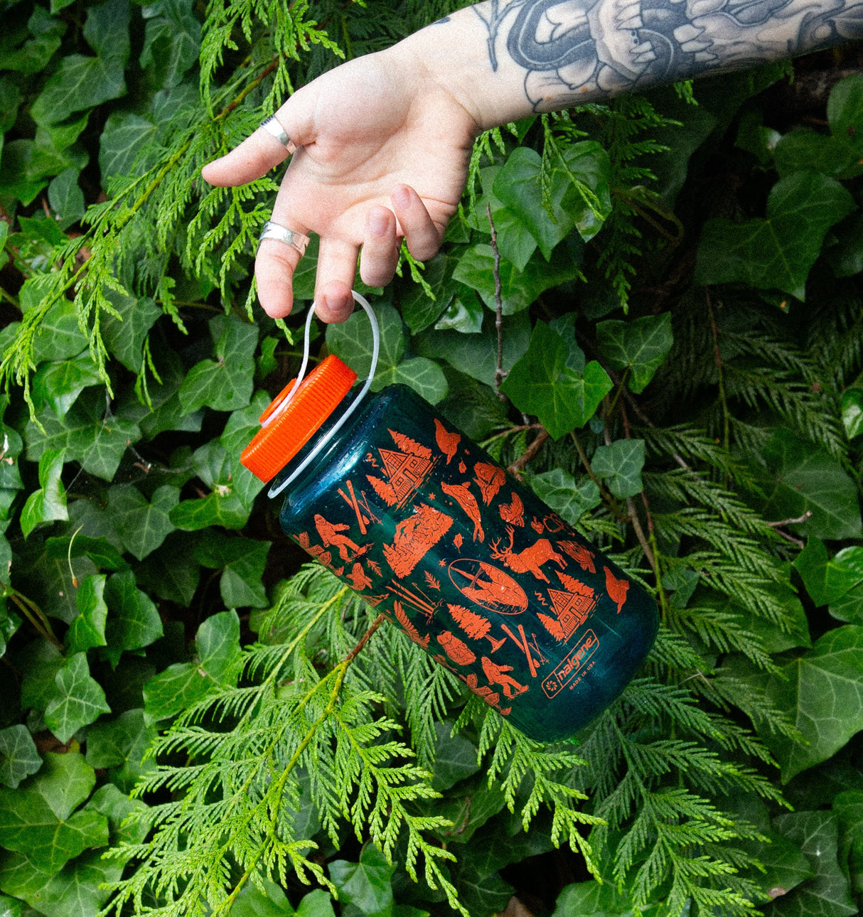 Pacific Northwest Patterns Water Bottle - 32oz